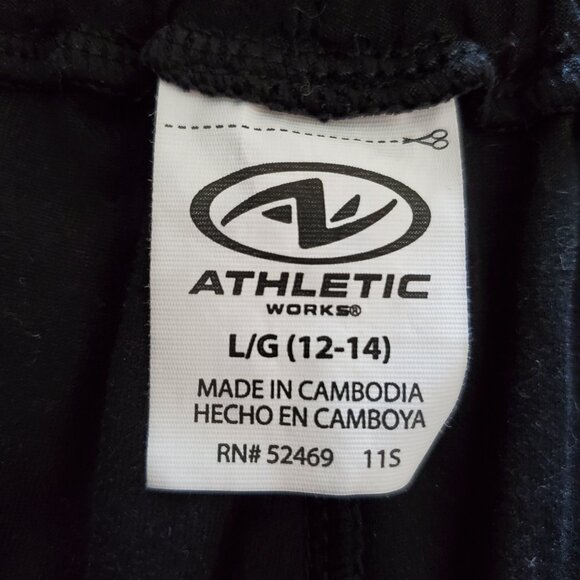 Athletic Set of 2 Shorts Pajama shorts Women's Size Large - Picture 6 of 12